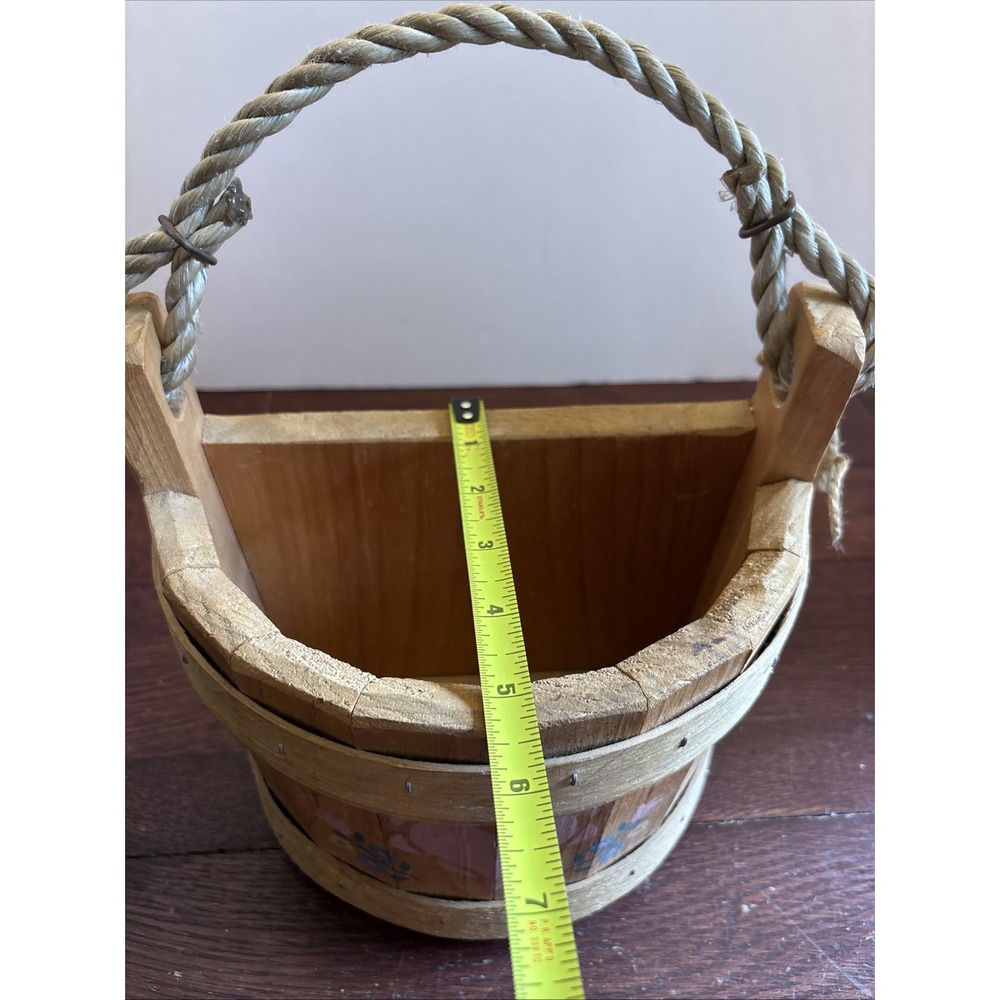 The Maine Bucket Co. Half Wood Bucket w/ Rope Handle Heart & Flowers - Picture 10 of 11